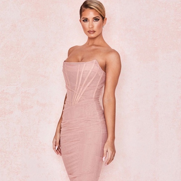 ~Pristine Prominence:Pink Corset Pencil Dress~ - Picture 6 of 17